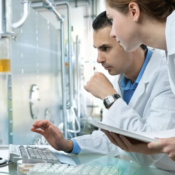 Biologie médicale et laborantins